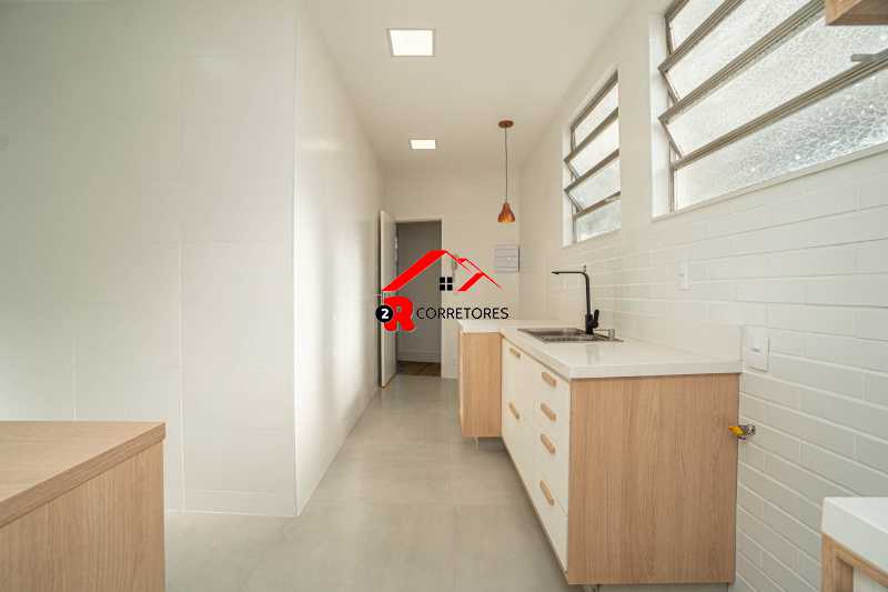 Apartamento à venda com 4 quartos, 130m² - Foto 14