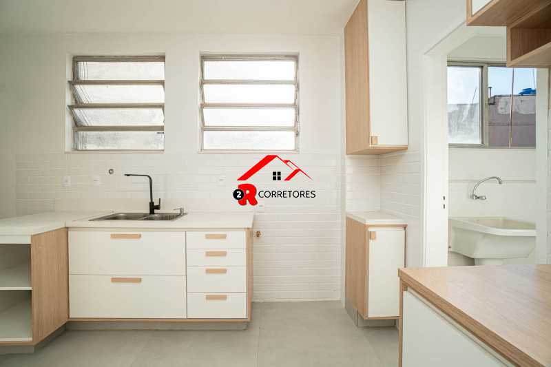 Apartamento à venda com 4 quartos, 130m² - Foto 15