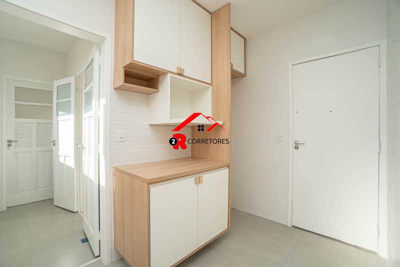 Apartamento à venda com 4 quartos, 130m² - Foto 16