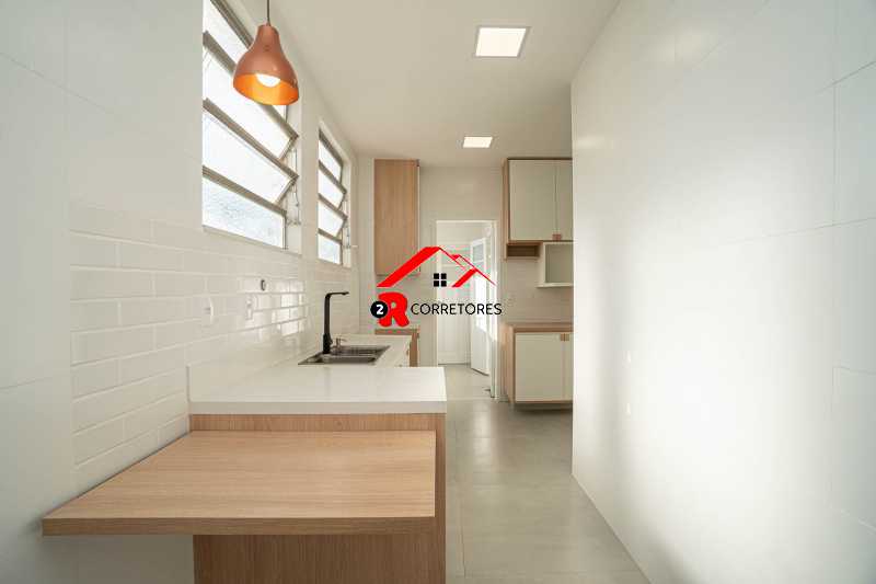 Apartamento à venda com 4 quartos, 130m² - Foto 18