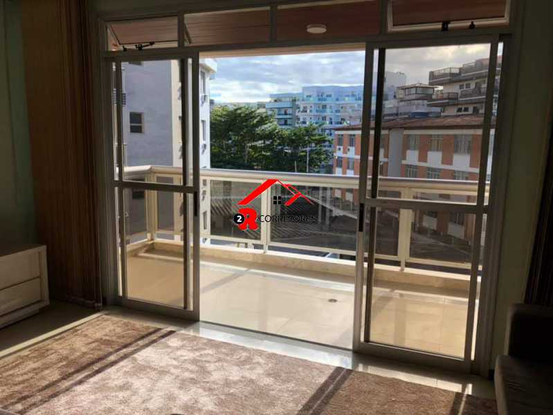 Apartamento à venda com 3 quartos, 116m² - Foto 4