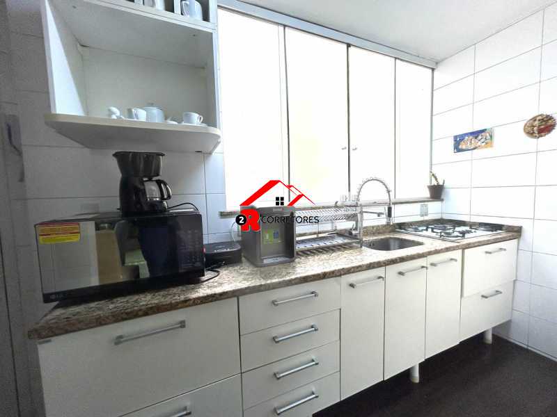 Apartamento à venda com 3 quartos, 110m² - Foto 13