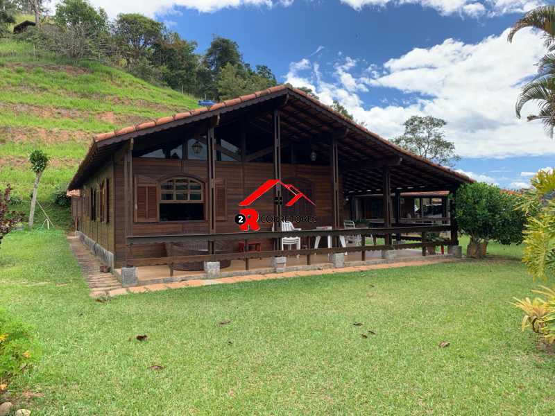 Casa de Condomínio à venda com 4 quartos, 261m² - Foto 8