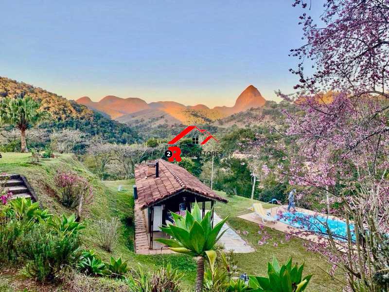 Casa de Condomínio à venda com 4 quartos, 261m² - Foto 21