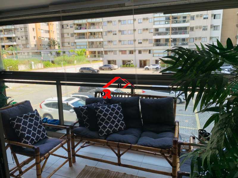 Apartamento à venda com 3 quartos, 82m² - Foto 1