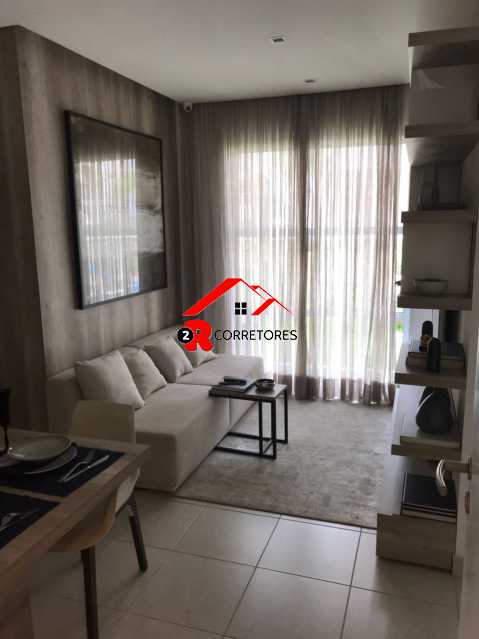 Apartamento à venda com 2 quartos, 62m² - Foto 3