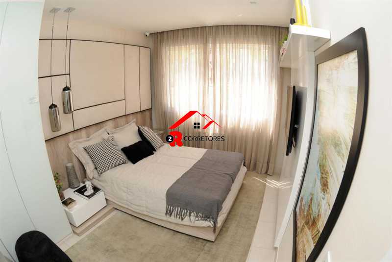 Apartamento à venda com 2 quartos, 62m² - Foto 14