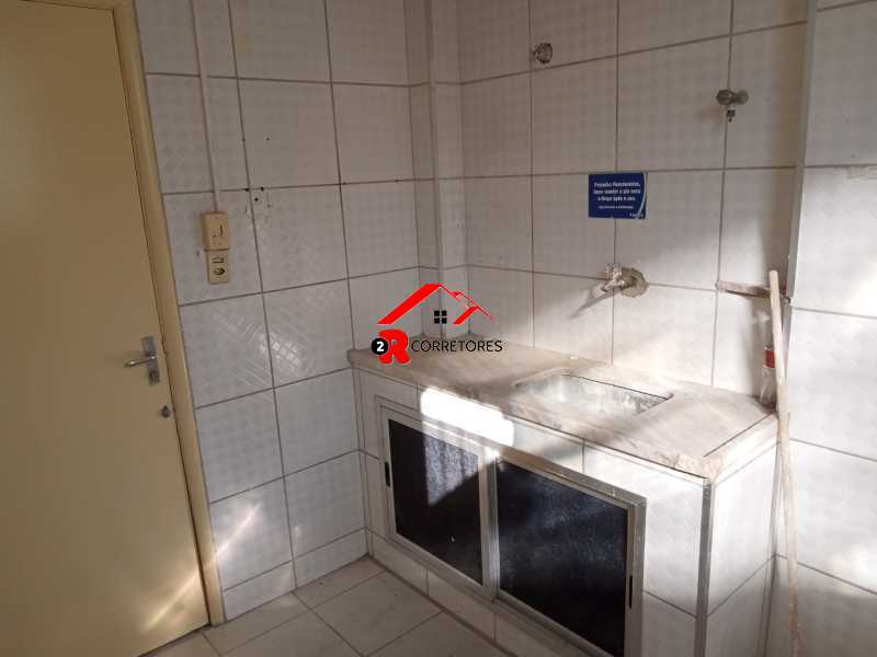 Apartamento à venda com 2 quartos, 70m² - Foto 9