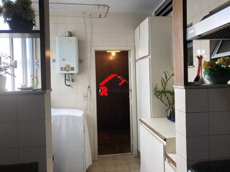 Apartamento à venda com 3 quartos, 156m² - Foto 21