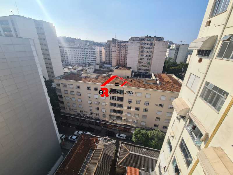 Apartamento à venda com 1 quarto, 37m² - Foto 10