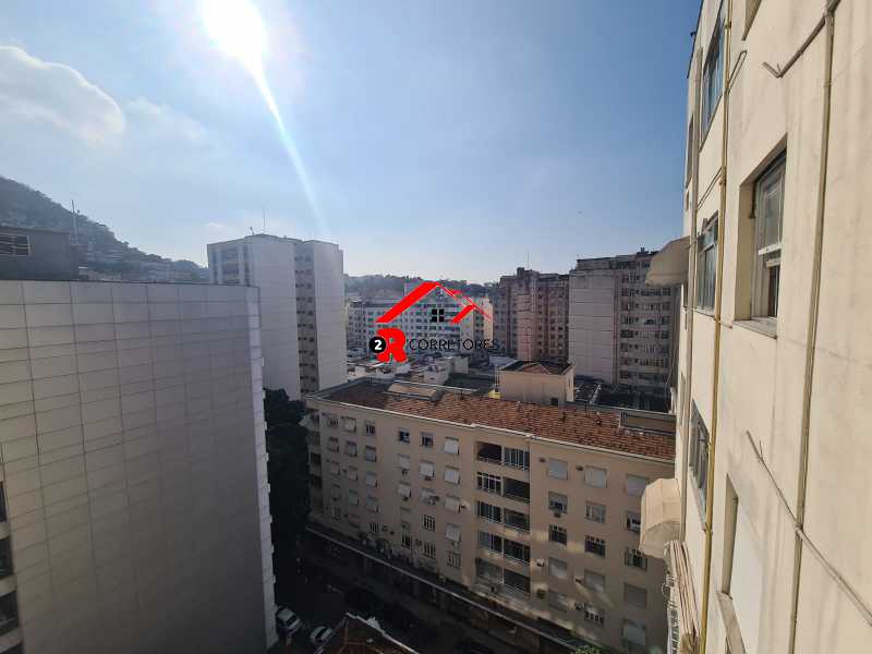 Apartamento à venda com 1 quarto, 37m² - Foto 14