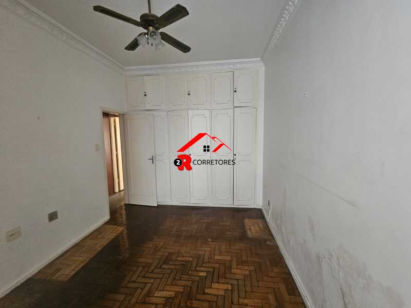 Apartamento à venda com 3 quartos, 113m² - Foto 14