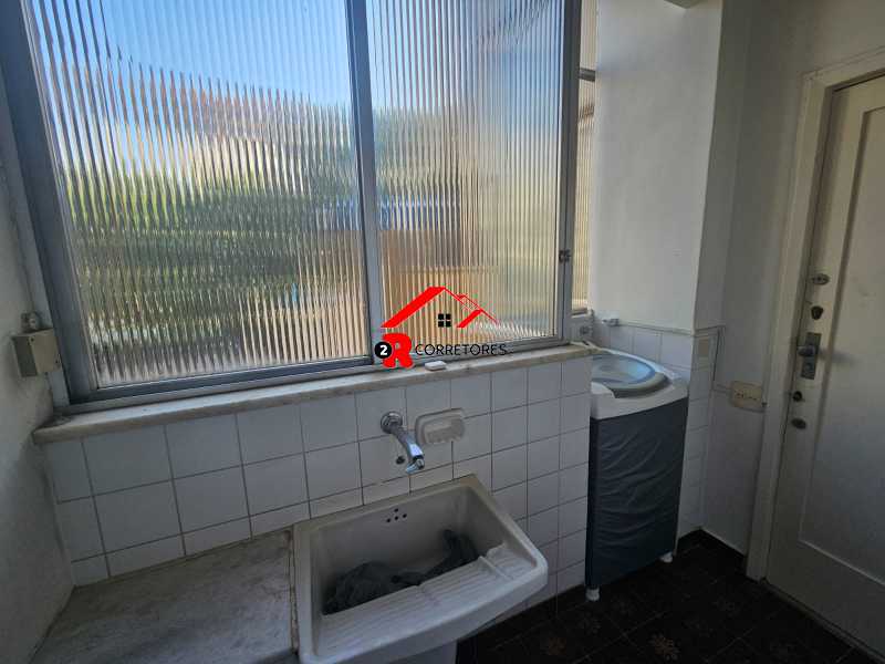 Apartamento à venda com 3 quartos, 113m² - Foto 23