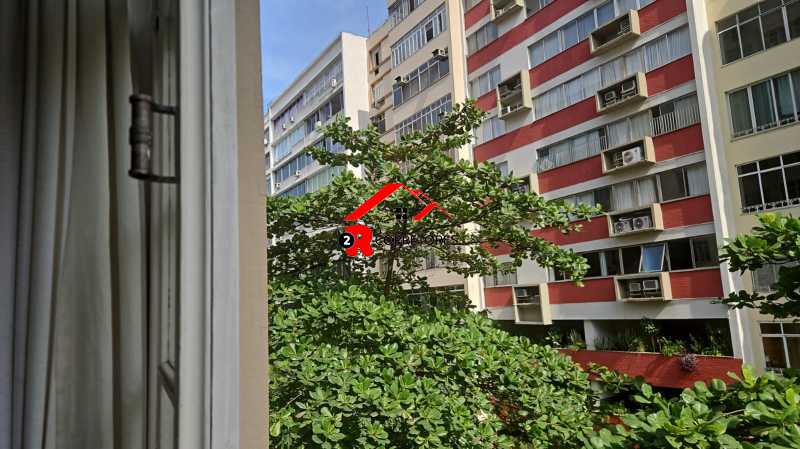 Apartamento à venda com 3 quartos, 113m² - Foto 29