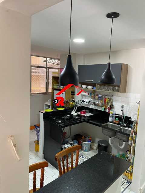 Apartamento à venda com 2 quartos, 82m² - Foto 3