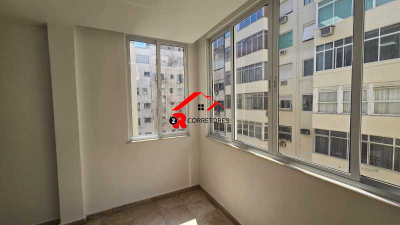 Apartamento à venda com 3 quartos, 123m² - Foto 5