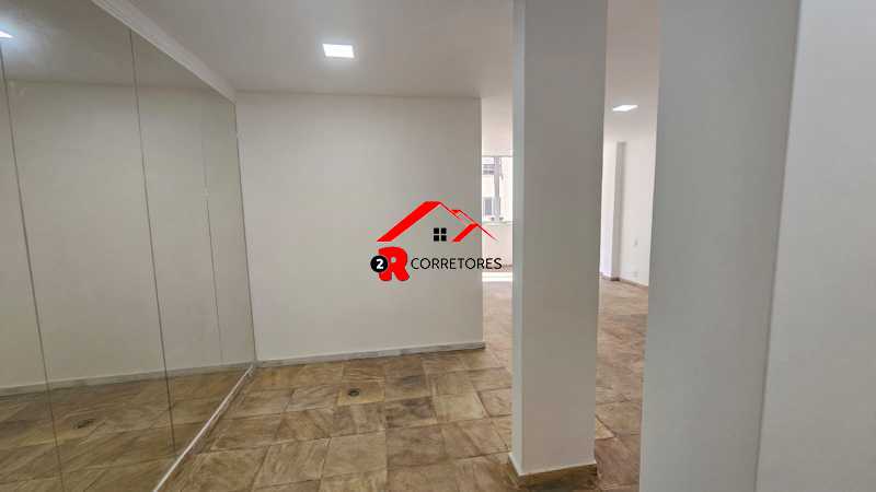 Apartamento à venda com 3 quartos, 123m² - Foto 8