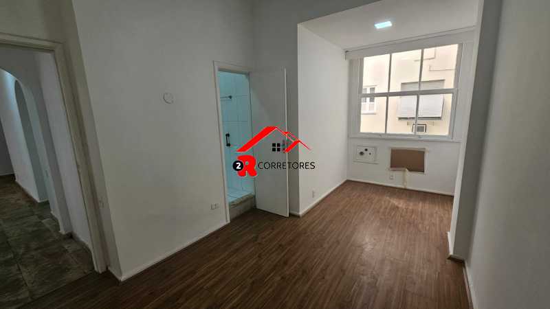 Apartamento à venda com 3 quartos, 123m² - Foto 15