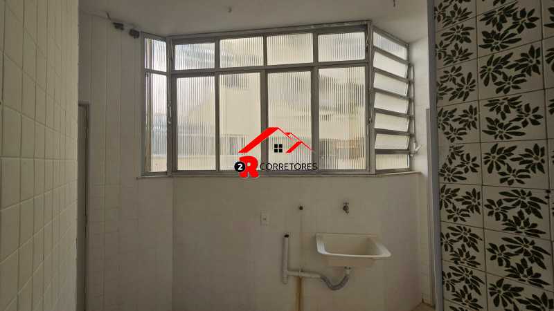 Apartamento à venda com 3 quartos, 123m² - Foto 27