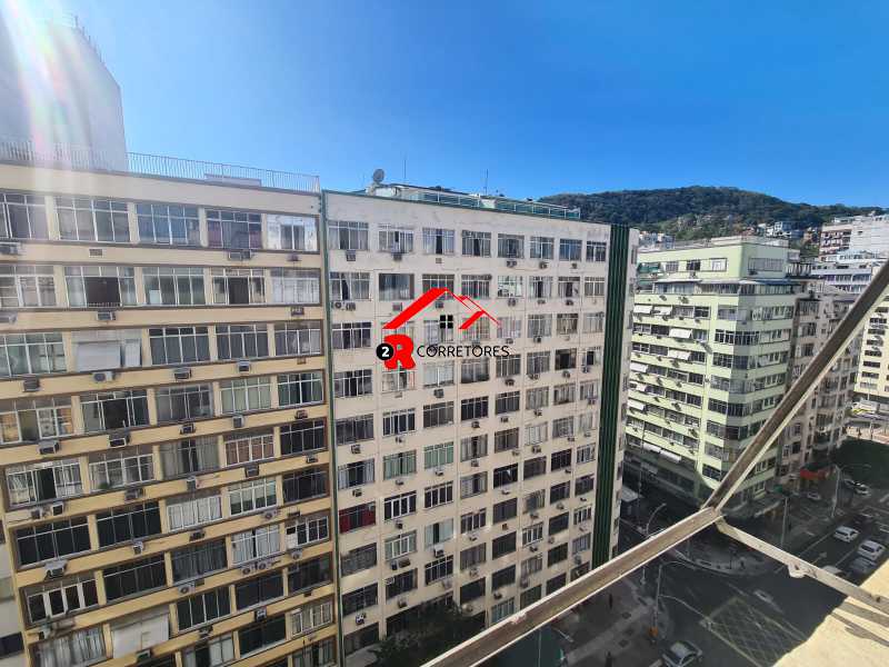 Apartamento à venda com 1 quarto, 41m² - Foto 7