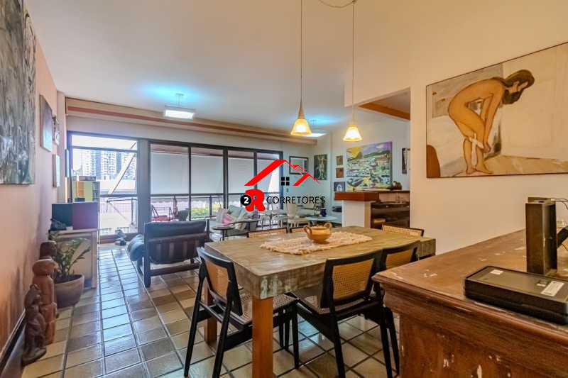 Apartamento à venda com 3 quartos, 137m² - Foto 1