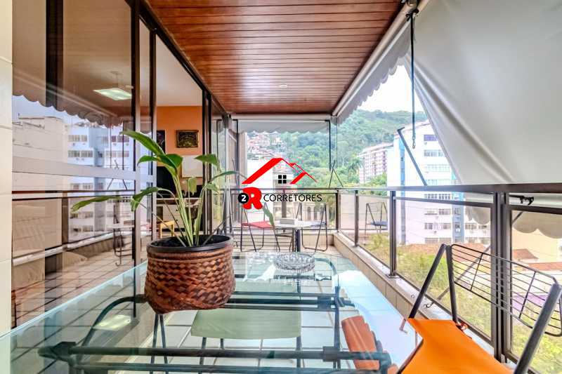 Apartamento à venda com 3 quartos, 137m² - Foto 6