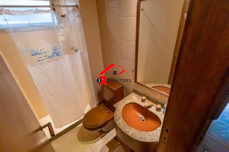 Apartamento à venda com 3 quartos, 137m² - Foto 13