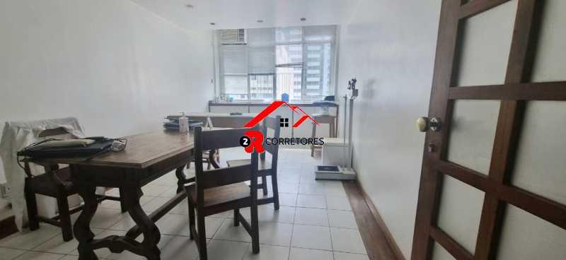 Apartamento à venda com 1 quarto, 45m² - Foto 1