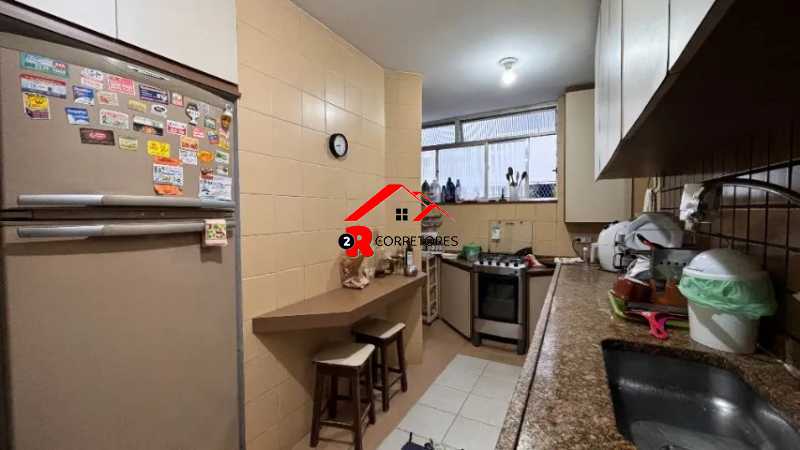 Apartamento à venda com 3 quartos, 100m² - Foto 18