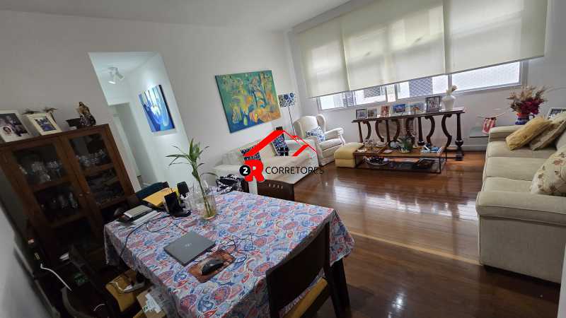 Apartamento à venda com 3 quartos, 96m² - Foto 1