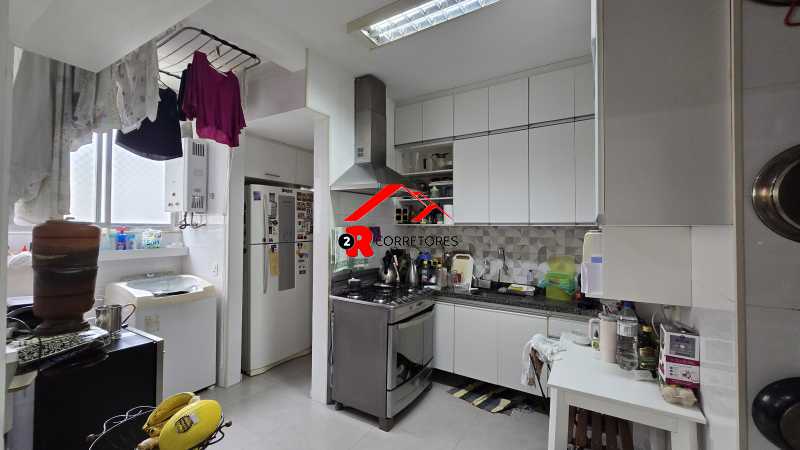 Apartamento à venda com 3 quartos, 96m² - Foto 6