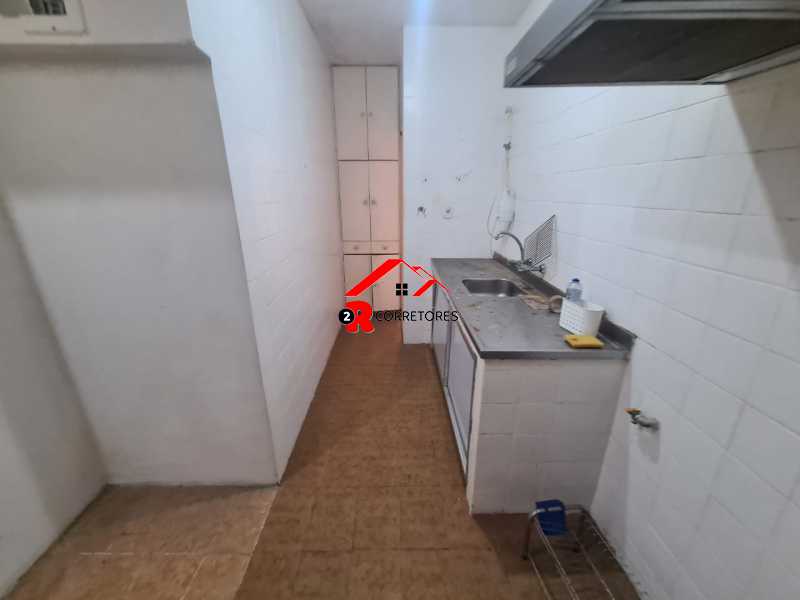 Apartamento à venda com 2 quartos, 70m² - Foto 4