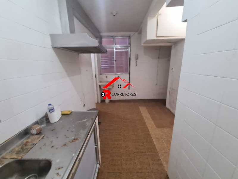 Apartamento à venda com 2 quartos, 70m² - Foto 7