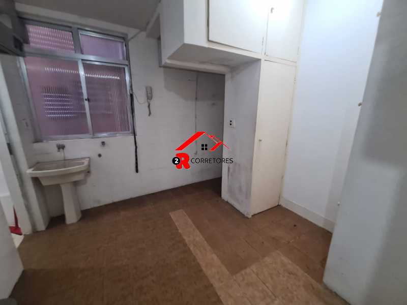 Apartamento à venda com 2 quartos, 70m² - Foto 9