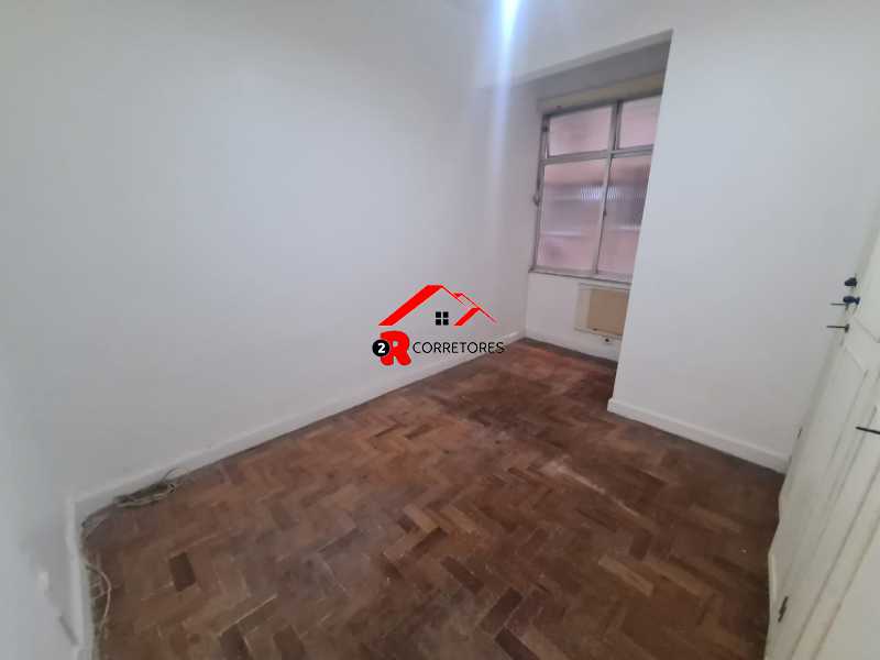 Apartamento à venda com 2 quartos, 70m² - Foto 11