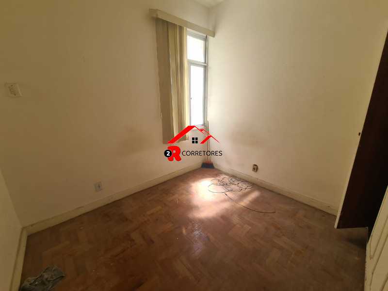 Apartamento à venda com 2 quartos, 70m² - Foto 12