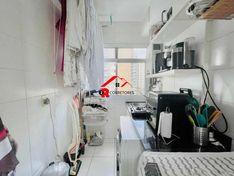 Apartamento à venda com 2 quartos, 68m² - Foto 18