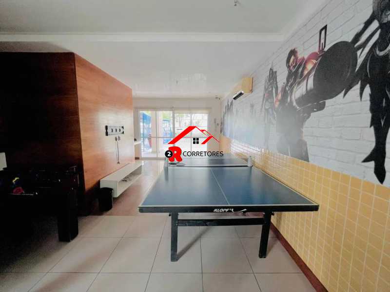 Apartamento à venda com 2 quartos, 68m² - Foto 25