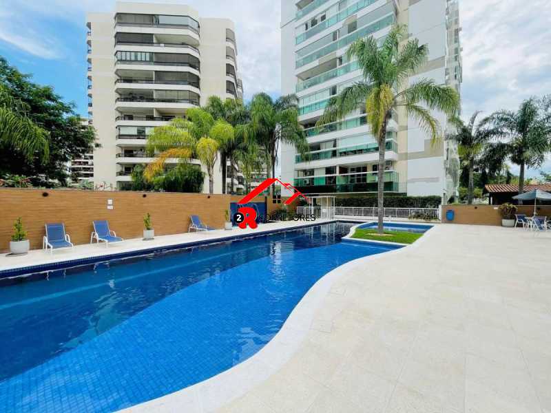 Apartamento à venda com 2 quartos, 68m² - Foto 30