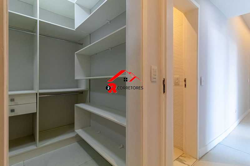 Apartamento à venda com 3 quartos, 112m² - Foto 27