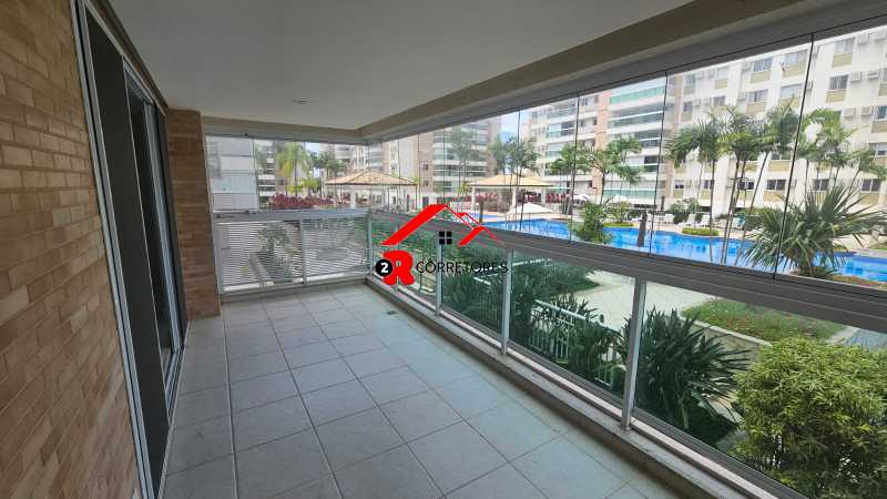 Apartamento à venda com 3 quartos, 106m² - Foto 18