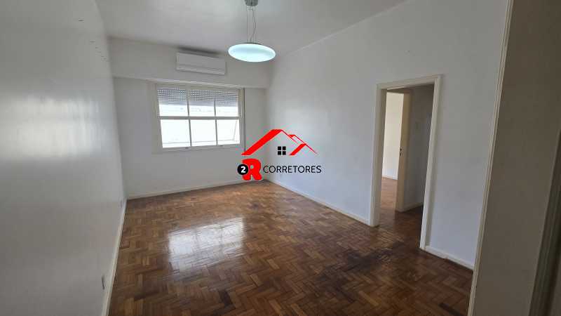 Apartamento à venda com 3 quartos, 97m² - Foto 1