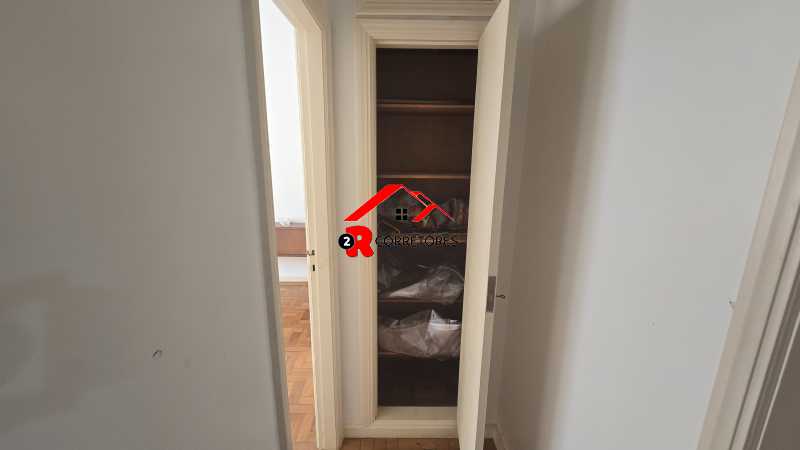 Apartamento à venda com 3 quartos, 97m² - Foto 7