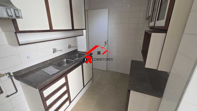 Apartamento à venda com 3 quartos, 97m² - Foto 10