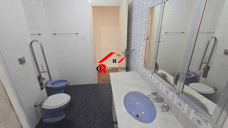 Apartamento à venda com 3 quartos, 97m² - Foto 11