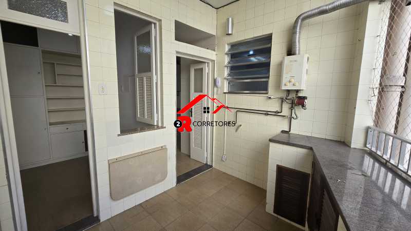 Apartamento à venda com 3 quartos, 97m² - Foto 29