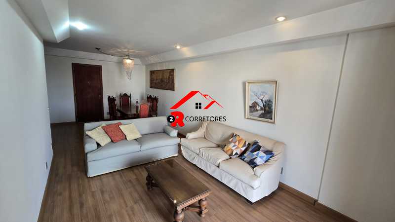 Apartamento à venda com 3 quartos, 131m² - Foto 11