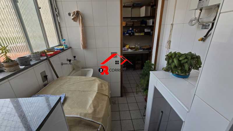 Apartamento à venda com 3 quartos, 131m² - Foto 12