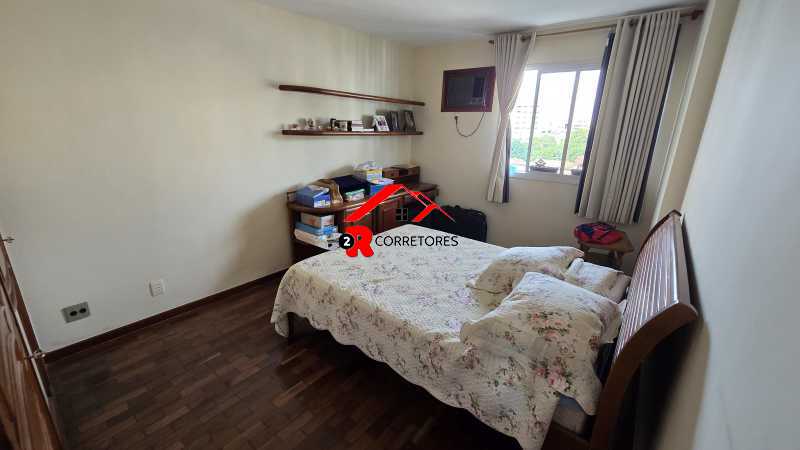 Apartamento à venda com 3 quartos, 131m² - Foto 19