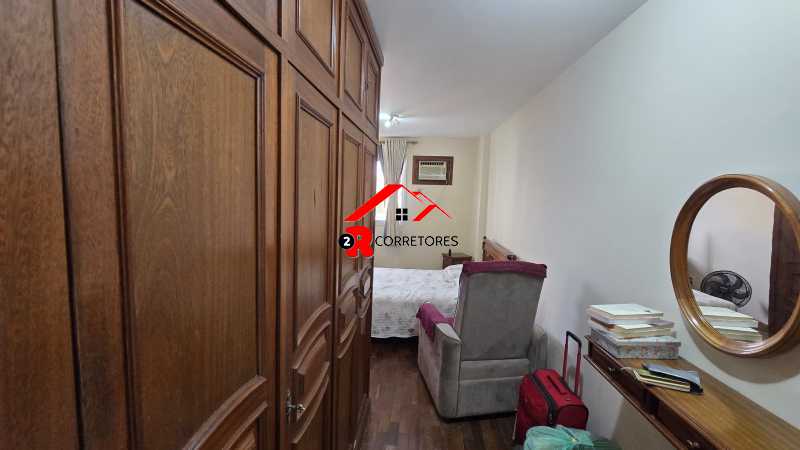 Apartamento à venda com 3 quartos, 131m² - Foto 26